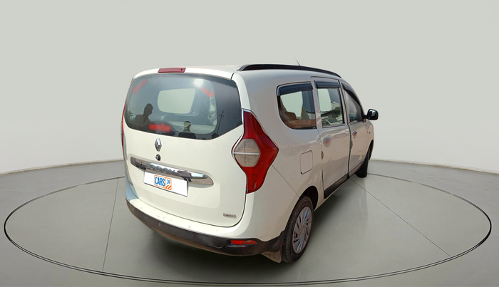 2017 Renault Lodgy 85 PS RXE 8 STR, Diesel, Manual, 1,49,581 km, exterior