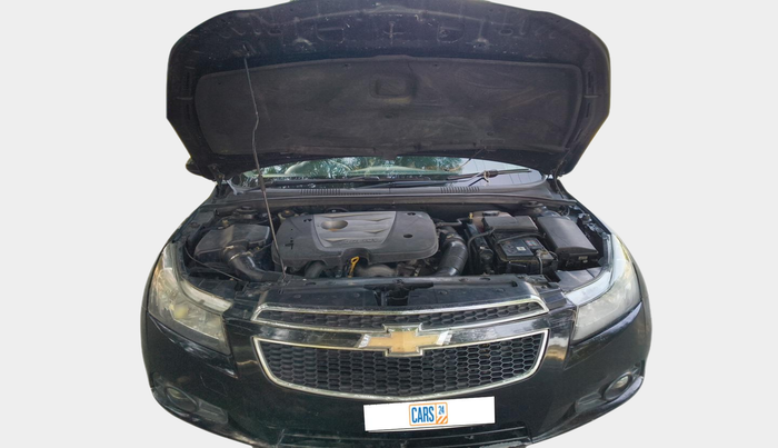 2011 Chevrolet Cruze LTZ, Diesel, Manual, 2,84,584 km, exterior