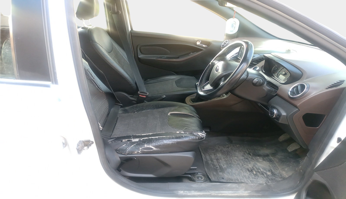 2018 Ford FREESTYLE TITANIUM 1.2 PETROL, Petrol, Manual, 1,06,872 km, interior