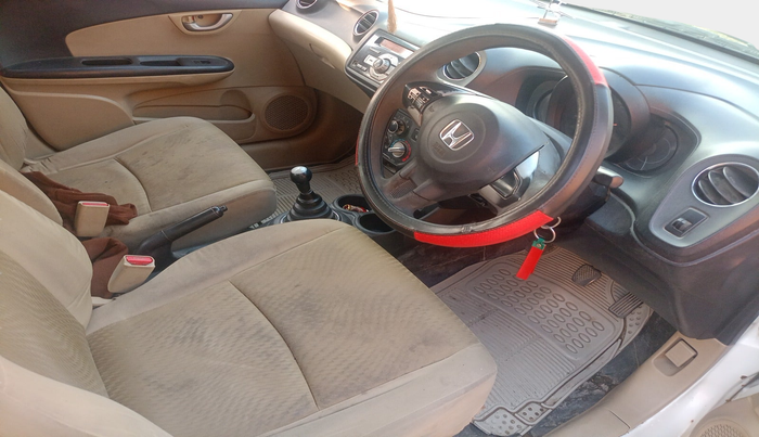 2015 Honda Amaze 1.5L I-DTEC S, Diesel, Manual, 1,54,054 km, interior
