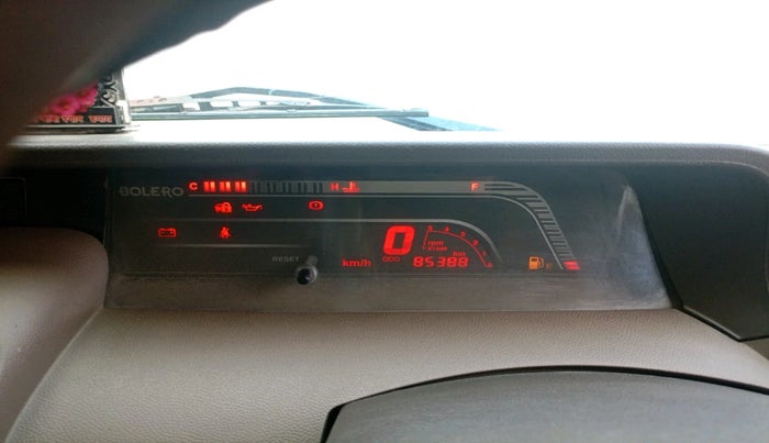 2016 Mahindra Bolero ZLX BS IV, Diesel, Manual, 85,388 km, interior