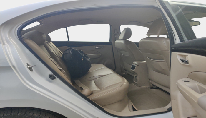 2016 Maruti Ciaz ZXI+ AT, Petrol, Automatic, 1,42,495 km, interior