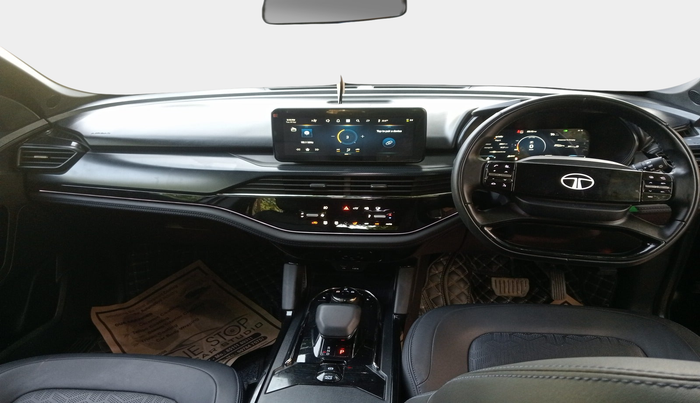 2023 Tata Safari ADVENTURE PLUS DARK EDITION AT, Diesel, Automatic, 15,755 km, interior