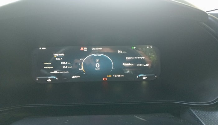 2023 Tata Safari ADVENTURE PLUS DARK EDITION AT, Diesel, Automatic, 15,755 km, interior