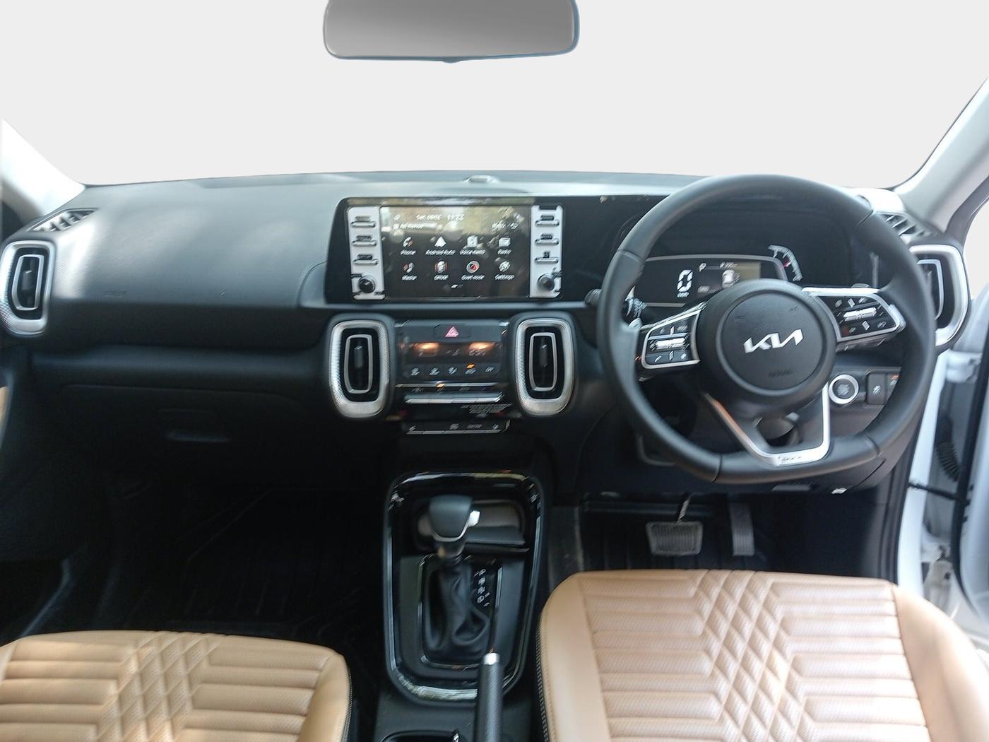 2024 KIA SONET HTX 1.5 AT, Diesel, Automatic, 3,000 km, interior