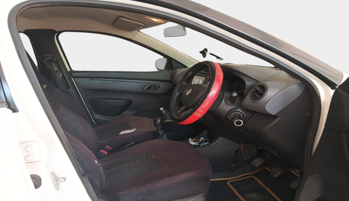 2017 Renault Kwid RXT 1.0, Petrol, Manual, 53,025 km, interior