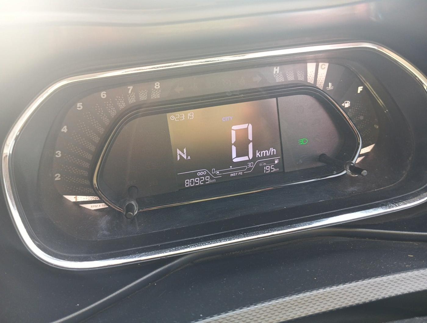 2020 Tata NEXON XMA SUNROOF DIESEL, Diesel, Automatic, 80,929 km, interior