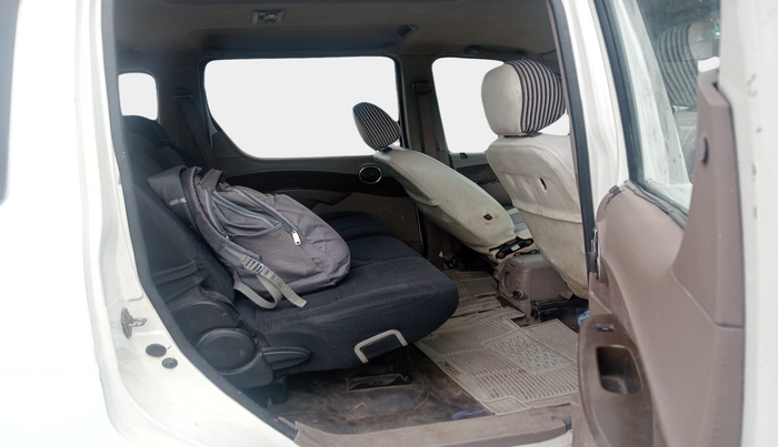 2010 Mahindra Xylo E8 ABS, Diesel, Manual, 1,70,176 km, interior