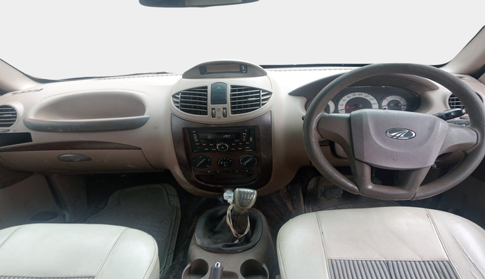 2010 Mahindra Xylo E8 ABS, Diesel, Manual, 1,70,176 km, interior