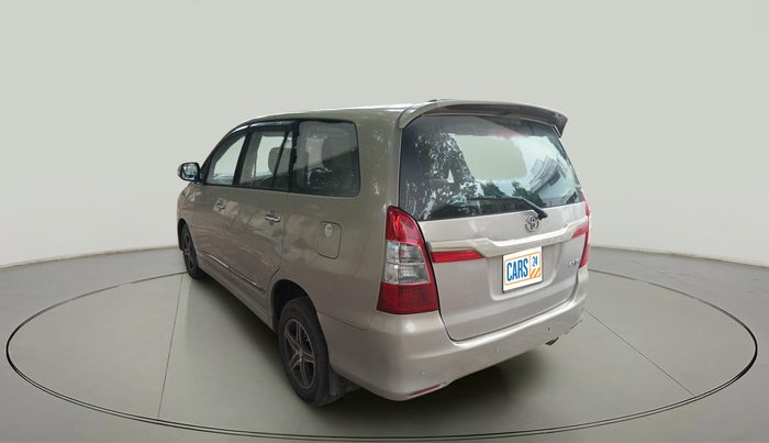 2015 Toyota Innova 2.5 ZX 7 STR, Diesel, Manual, 2,02,501 km, exterior