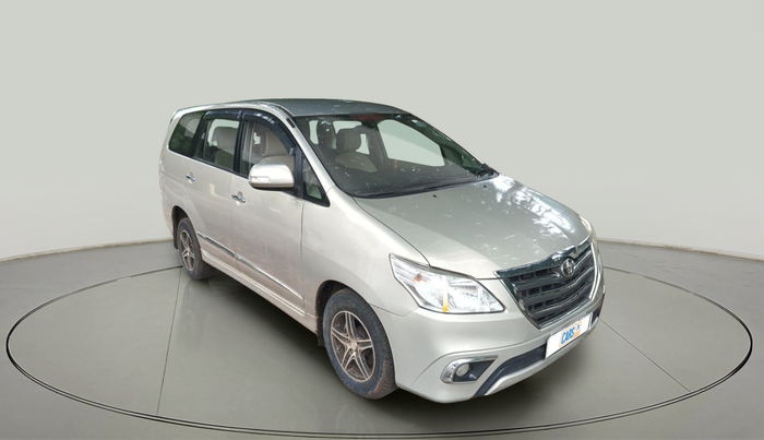 2015 Toyota Innova 2.5 ZX 7 STR, Diesel, Manual, 2,02,501 km, exterior