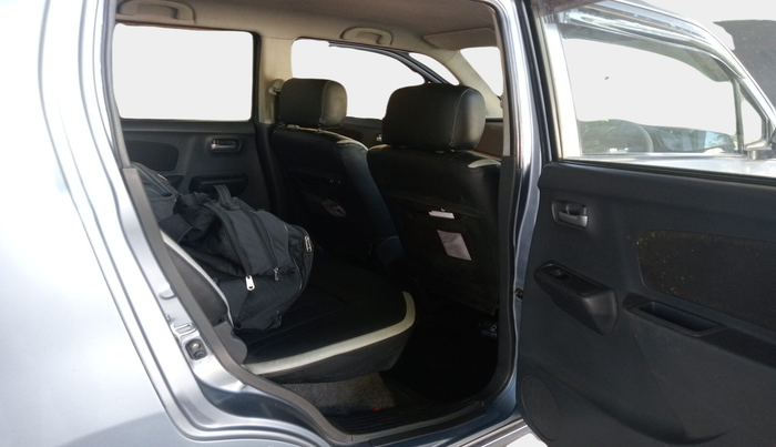 2012 Maruti Wagon R 1.0 LXI, Petrol, Manual, 82,401 km, interior