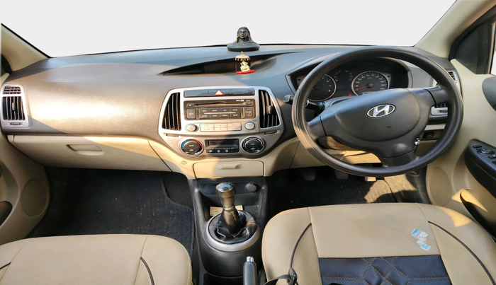 2012 Hyundai i20 MAGNA 1.2, Petrol, Manual, 76,434 km, interior