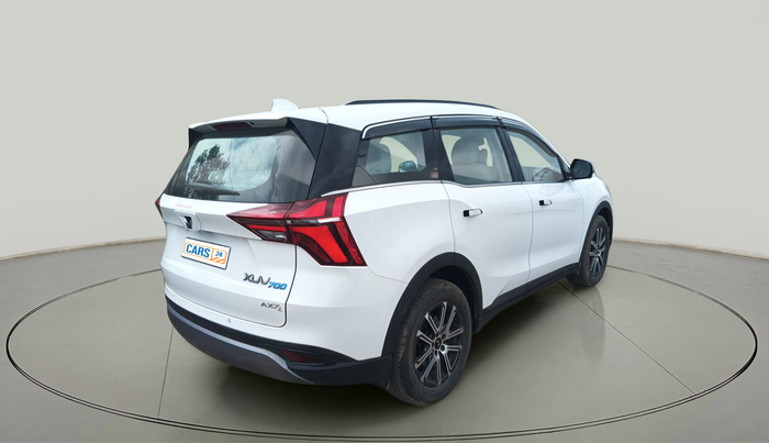 2024 Mahindra XUV700 AX 7 LUXURY D AT 7 STR, Diesel, Automatic, 32,147 km, exterior