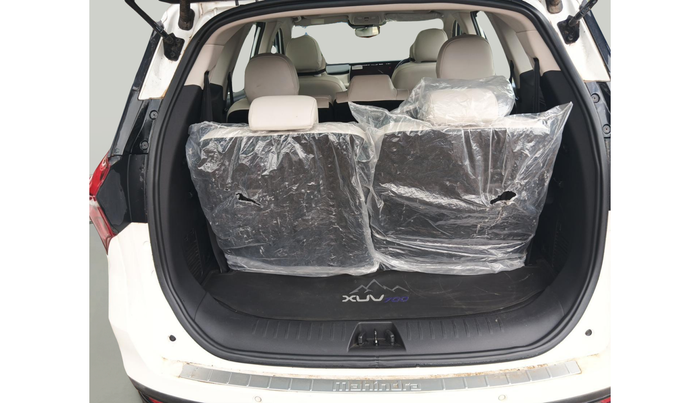 2024 Mahindra XUV700 AX 7 LUXURY D AT 7 STR, Diesel, Automatic, 32,147 km, exterior