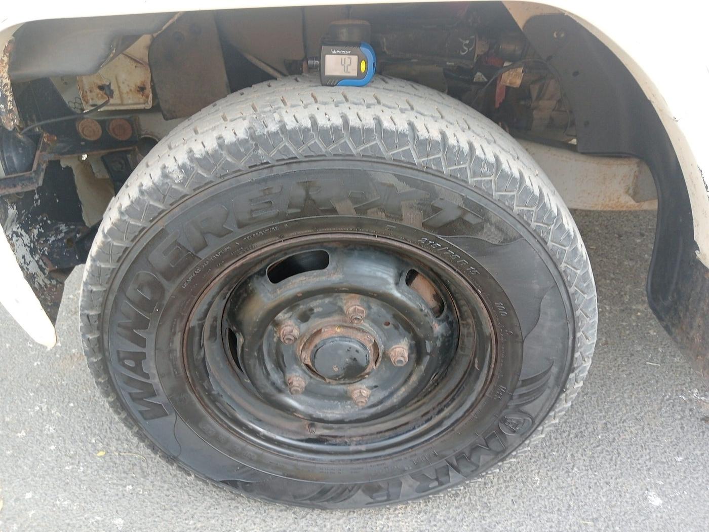 2018 Mahindra Bolero POWER PLUS SLE, Diesel, Manual, 41,534 km, tyre