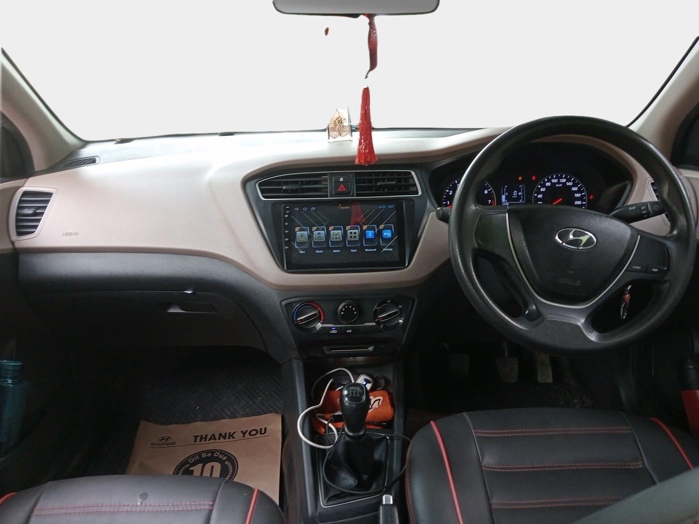 2018 Hyundai Elite i20 MAGNA EXECUTIVE 1.2, Petrol, Manual, 98,000 km, interior
