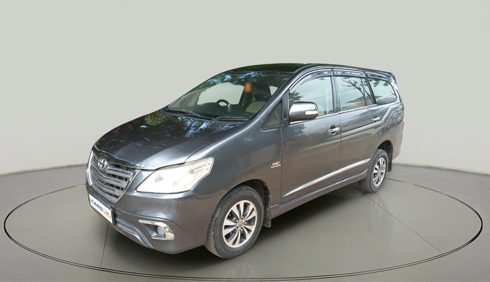2015 Toyota Innova 2.5 ZX 7 STR, Diesel, Manual, 1,60,661 km, exterior