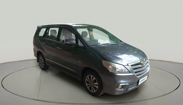 2015 Toyota Innova 2.5 ZX 7 STR, Diesel, Manual, 1,60,661 km, exterior