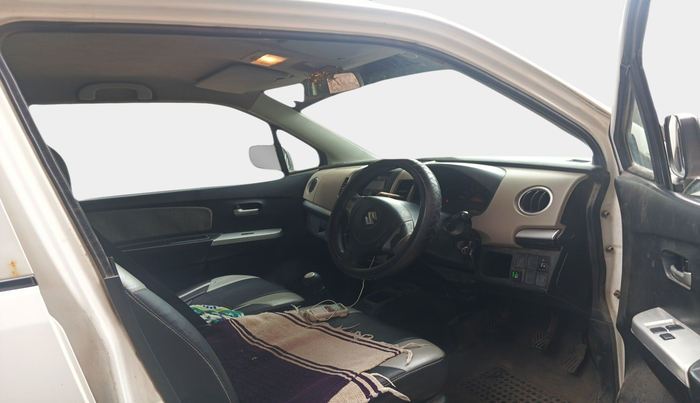 2016 Maruti Wagon R 1.0 LXI, Petrol, Manual, 85,695 km, interior
