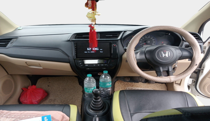 2016 Honda Amaze 1.2L I-VTEC E, Petrol, Manual, 1,22,136 km, interior