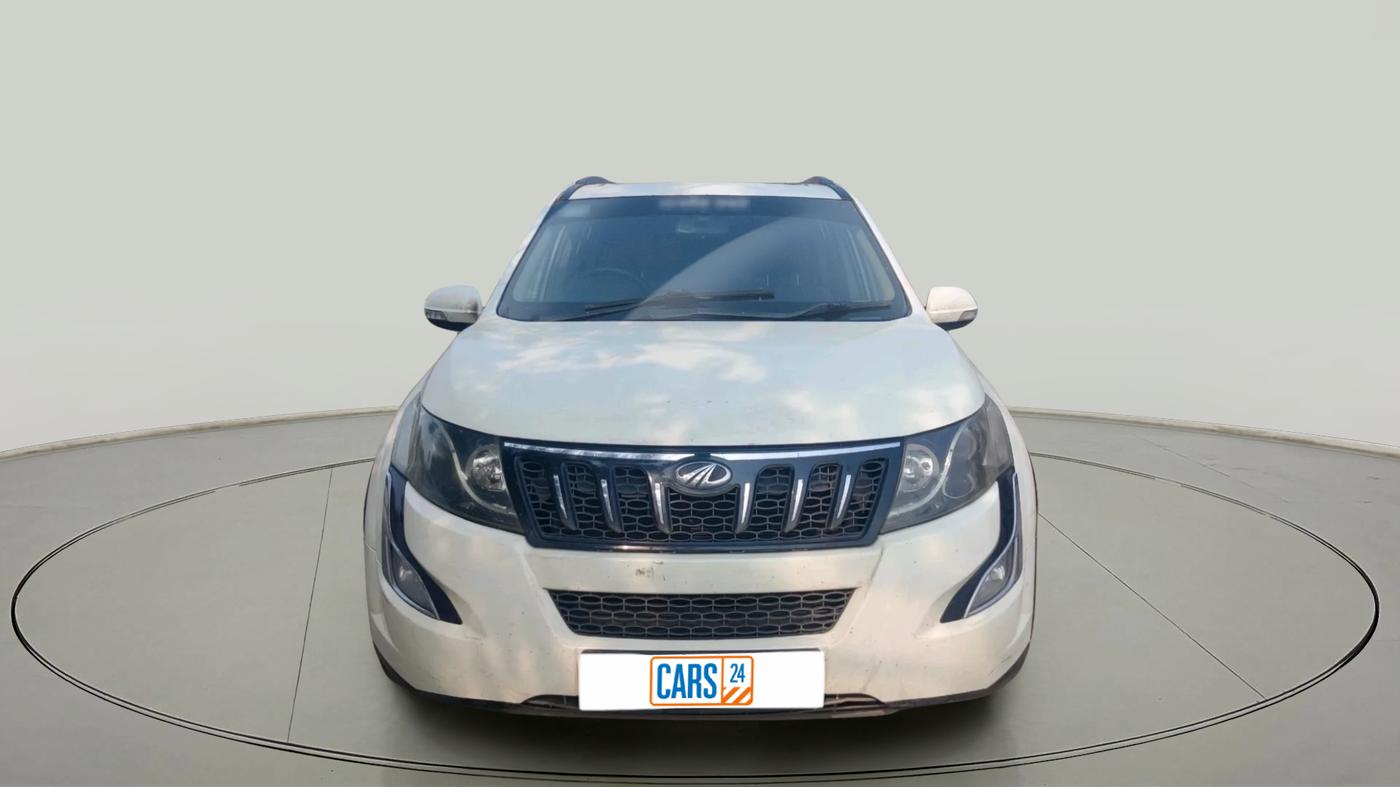 2016 Mahindra XUV500 W10, Diesel, Manual, 1,36,410 km, exterior