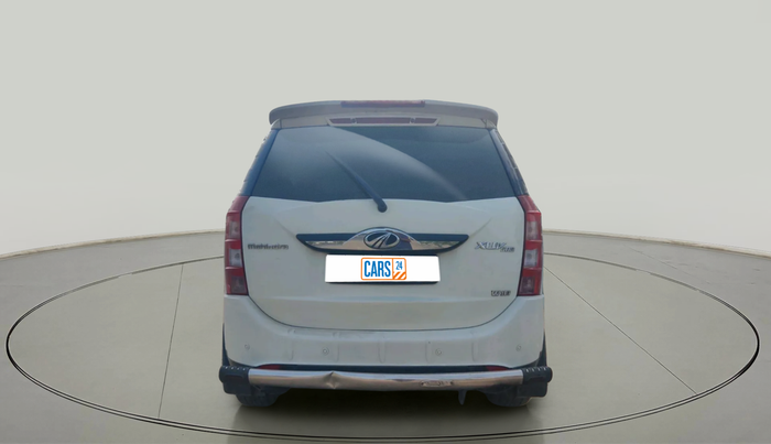 2016 Mahindra XUV500 W10, Diesel, Manual, 1,36,410 km, exterior