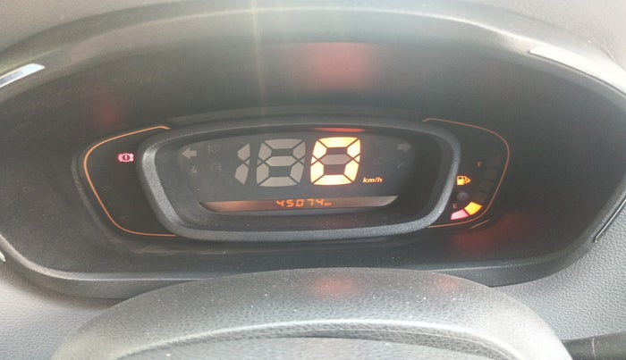 2017 Renault Kwid RXT 1.0, Petrol, Manual, 45,074 km, interior