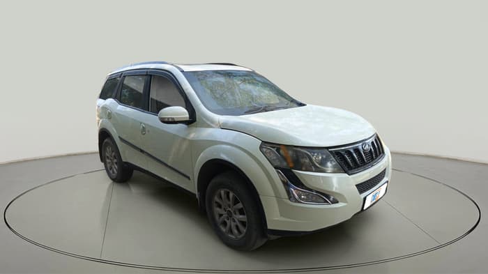2017 Mahindra XUV500 W10, Diesel, Manual, 83,590 km, exterior