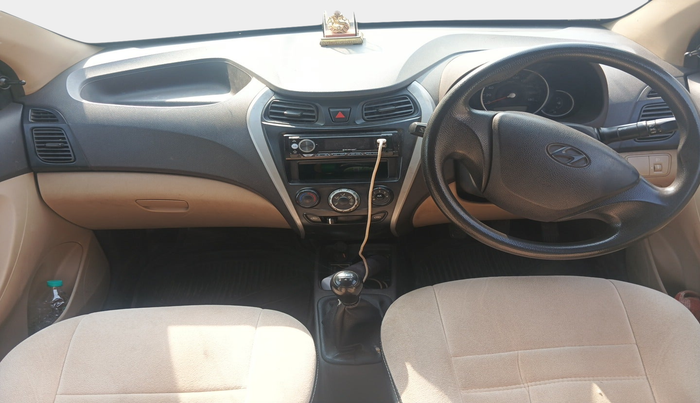 2013 Hyundai Eon MAGNA +, Petrol, Manual, 92,634 km, interior