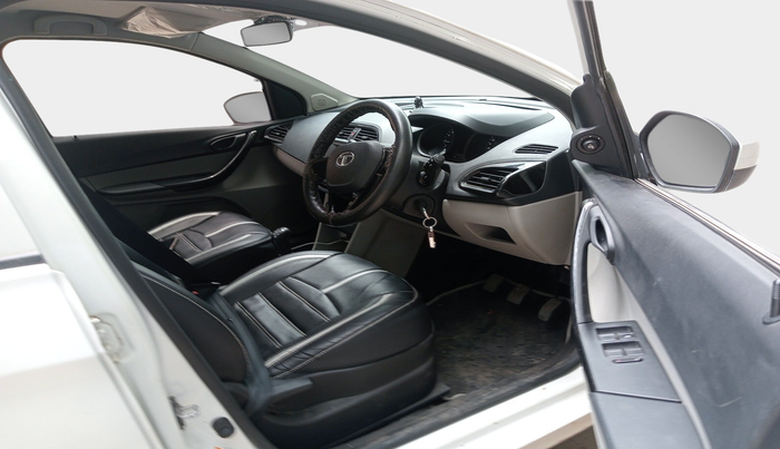 2018 Tata Tiago XM PETROL, Petrol, Manual, 31,377 km, interior