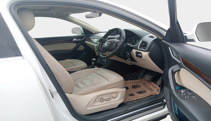 2018 Audi Q3 30 TDI PREMIUM PLUS, Diesel, Automatic, 88,263 km, interior
