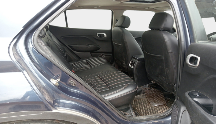 2019 Hyundai VENUE SX 1.0 TURBO, Petrol, Manual, 95,929 km, interior