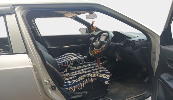 2017 Maruti IGNIS SIGMA 1.2, Petrol, Manual, 43,376 km, interior