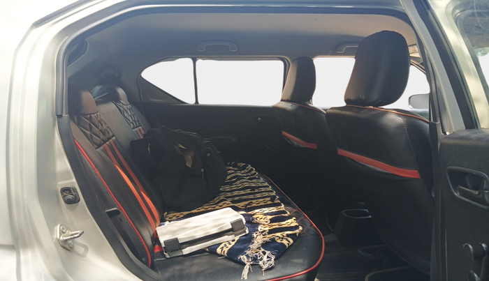 2017 Maruti IGNIS SIGMA 1.2, Petrol, Manual, 43,376 km, interior