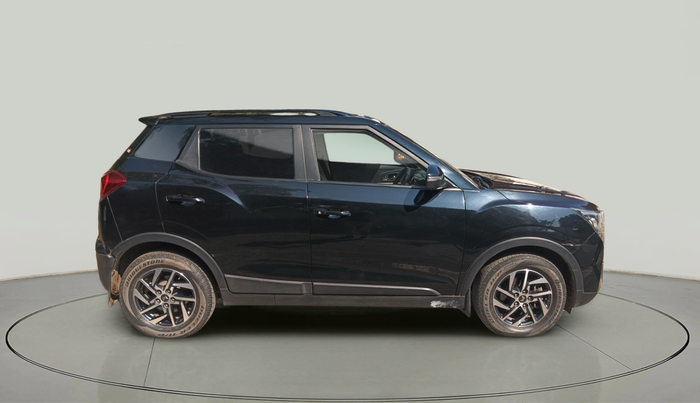 2023 Mahindra XUV300 W8 (O) 1.5 DIESEL, Diesel, Manual, 43,035 km, exterior