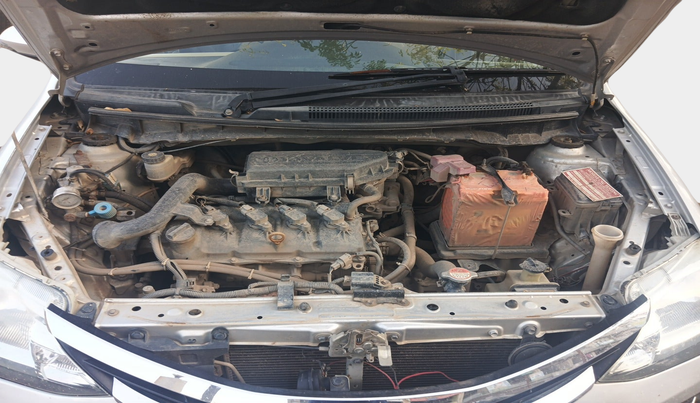 2017 Toyota Etios VX PLATINUM, Petrol, Manual, 2,26,138 km, exterior