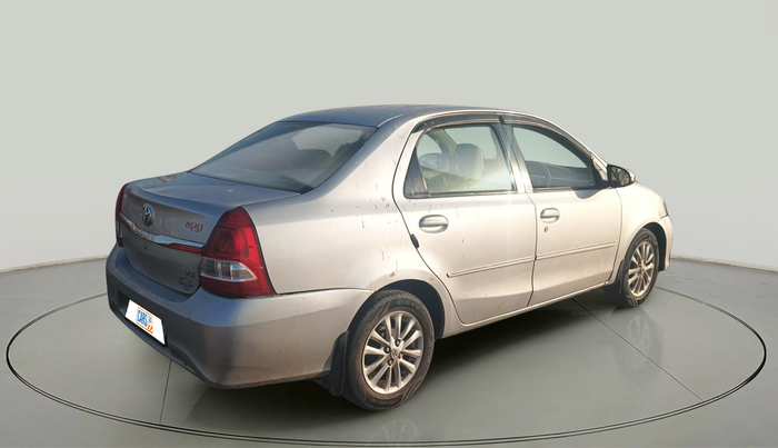 2017 Toyota Etios VX PLATINUM, Petrol, Manual, 2,26,138 km, exterior