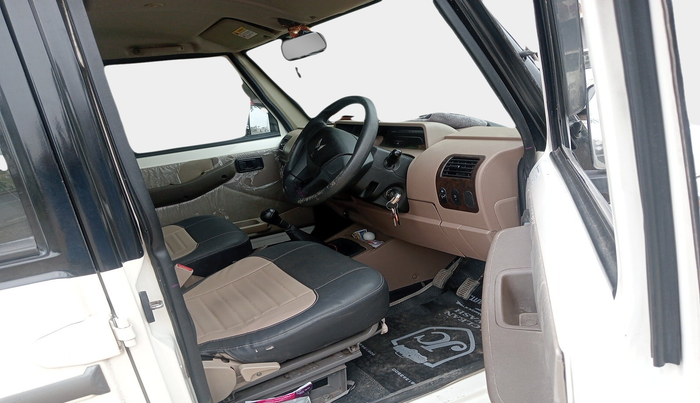 2023 Mahindra Bolero B6 (O), Diesel, Manual, 46,943 km, interior