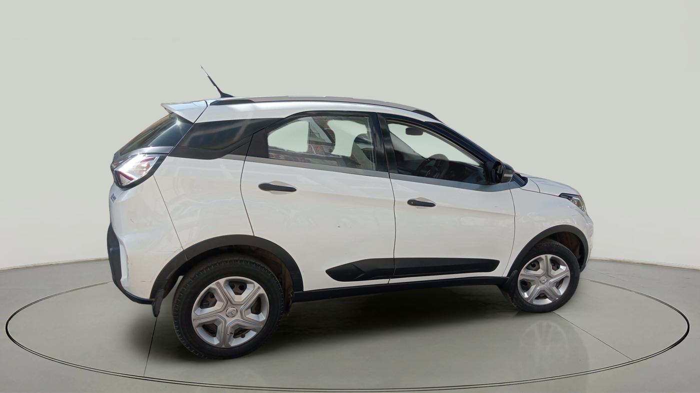 2021 Tata NEXON XM DIESEL, Diesel, Manual, 84,749 km, exterior