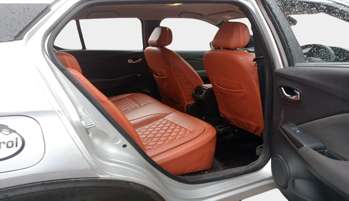 2020 Nissan Kicks XV 1.5, Petrol, Manual, 68,088 km, interior