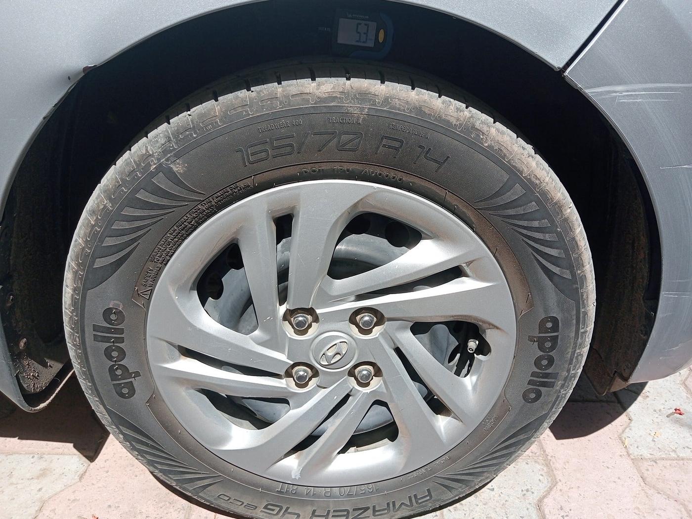 2021 Hyundai AURA S 1.2 CNG, Petrol, Manual, 1,00,229 km, tyre