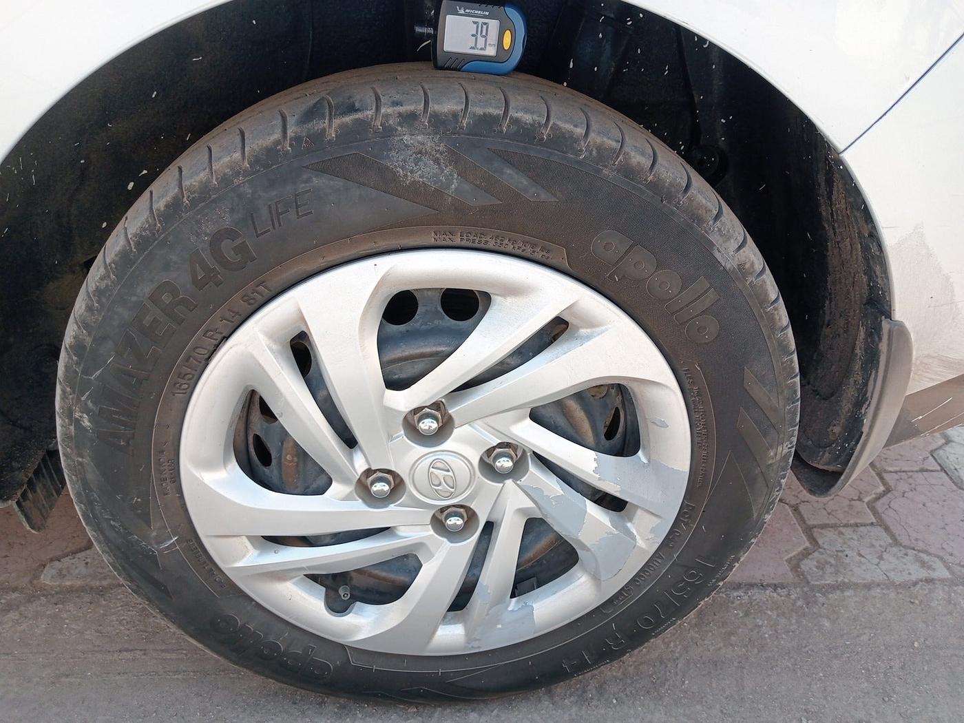 2021 Hyundai AURA S 1.2 CNG, Petrol, Manual, 1,00,229 km, tyre