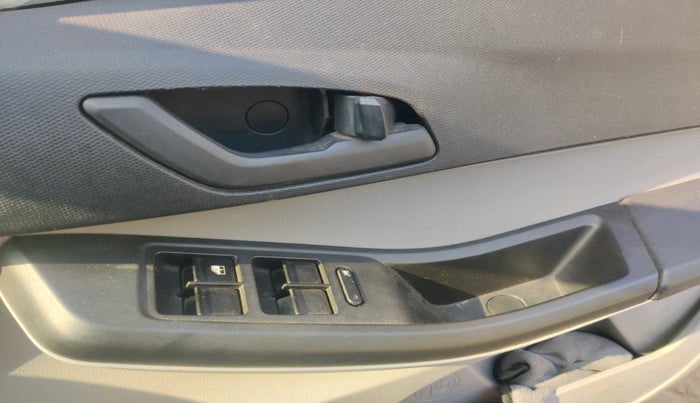 2022 Tata Tiago XT CNG, Petrol, Manual, 64,473 km, interior