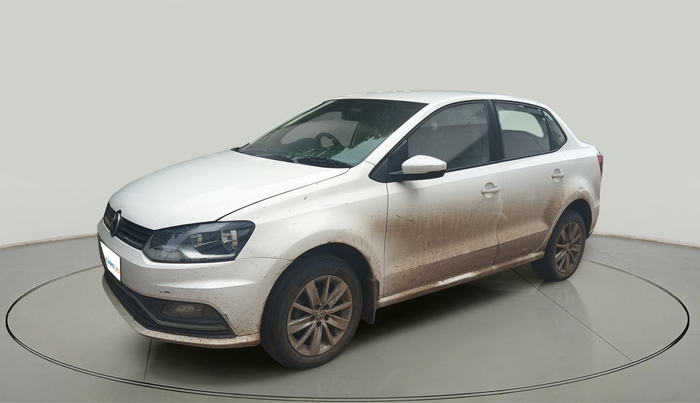 2016 Volkswagen Ameo HIGHLINE1.2L, Petrol, Manual, 1,67,525 km, exterior