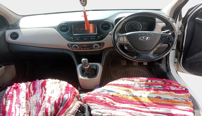 2018 Hyundai Grand i10 ASTA 1.2 KAPPA VTVT, Petrol, Manual, 1,25,351 km, interior