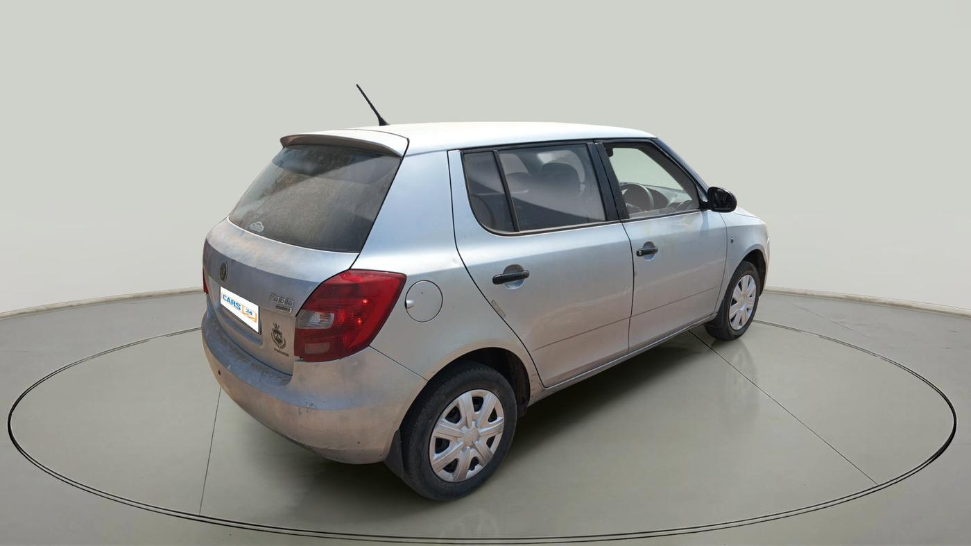 2011 Skoda Fabia ACTIVE 1.2 MPI, Petrol, Manual, 1,08,425 km, exterior
