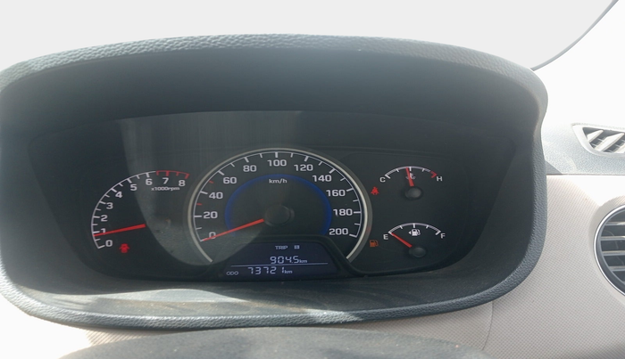 2019 Hyundai Grand i10 MAGNA 1.2 KAPPA VTVT, Petrol, Manual, 73,721 km, interior