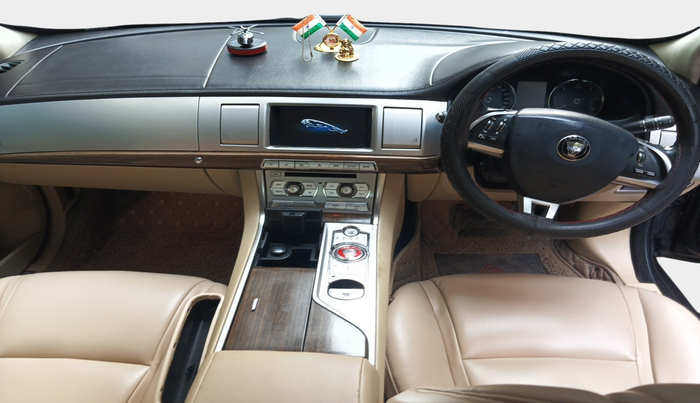 2013 Jaguar XF 2.2 DIESEL LUXURY, Diesel, Automatic, 80,318 km, interior