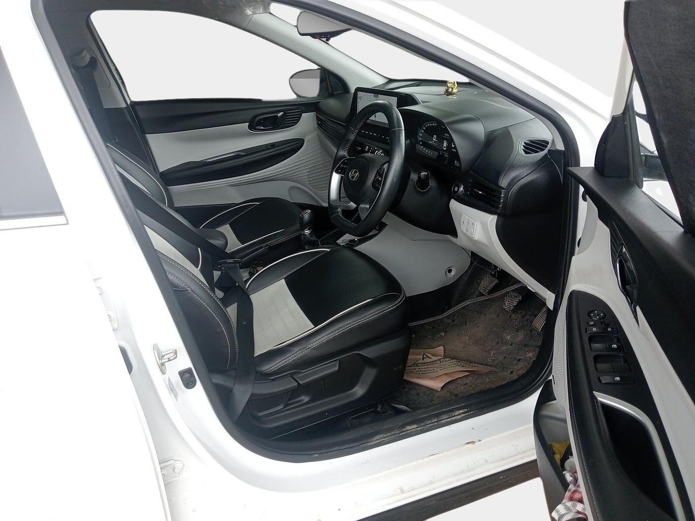 2023 Hyundai NEW I20 ASTA (O) 1.2 MT, Petrol, Manual, 12,135 km, interior